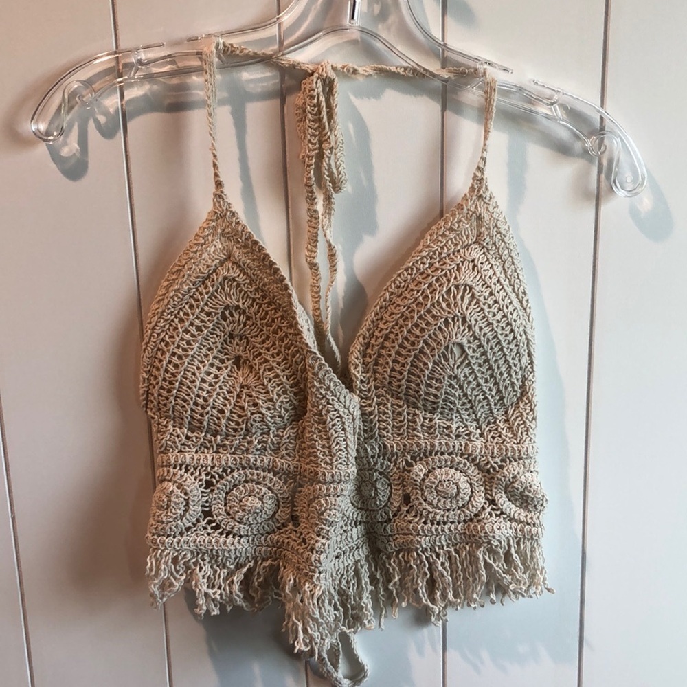 Sans Souci crochet knit crop top v neck natural tan color S/M